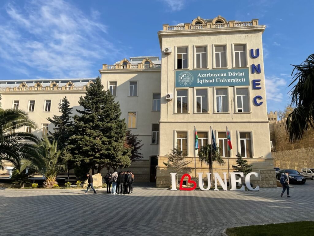 HƏDƏF TƏDQİQAT UNİVERSİTETİDİR